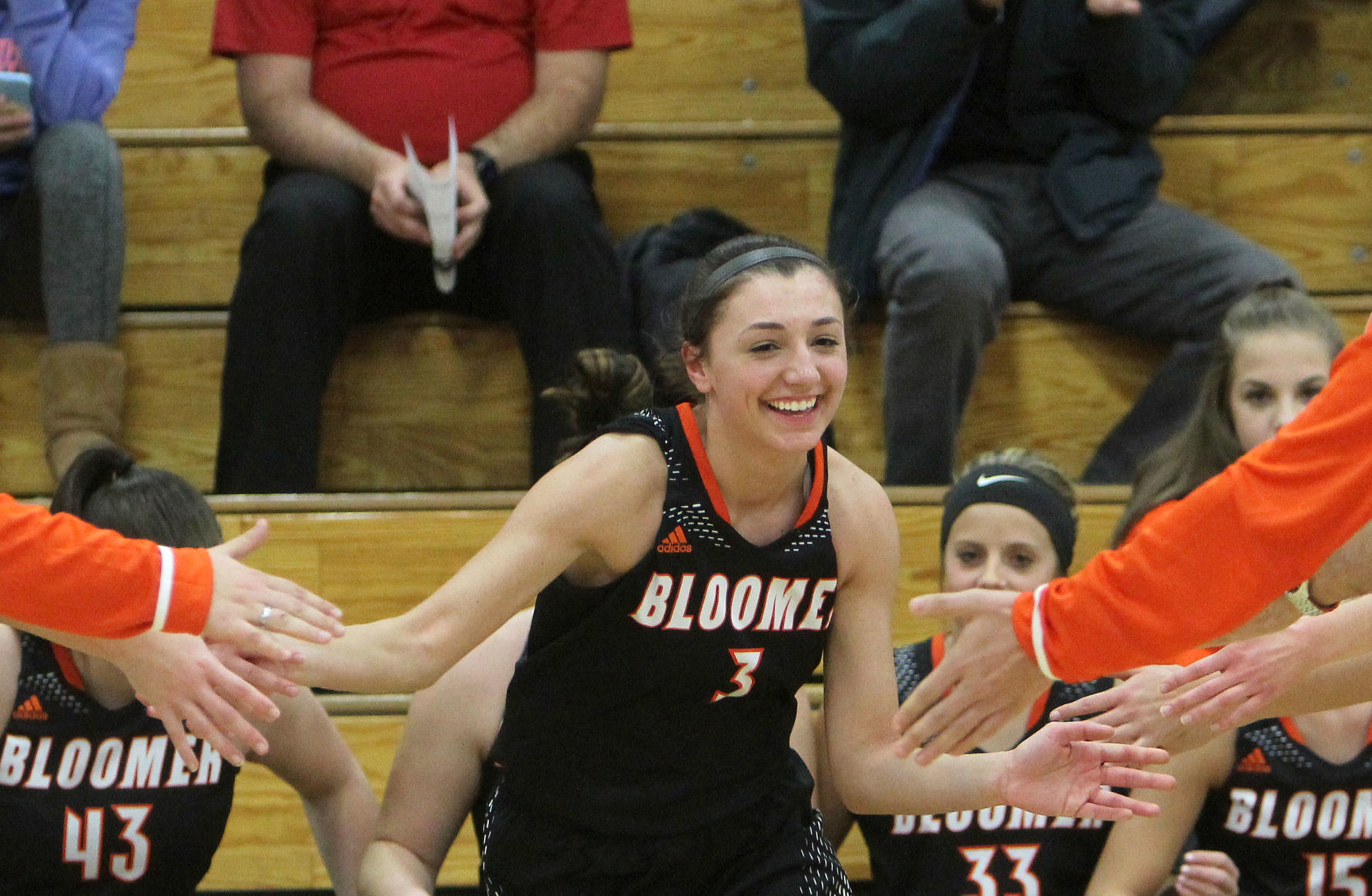 Bloomer at Elk Mound girls basketball 11-20-18